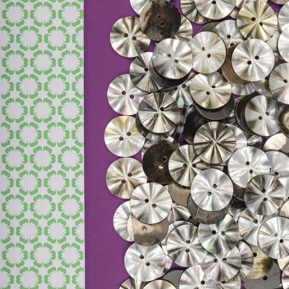 Bottone Madreperla Grigio Fiore Set287 03 - MakaMaga