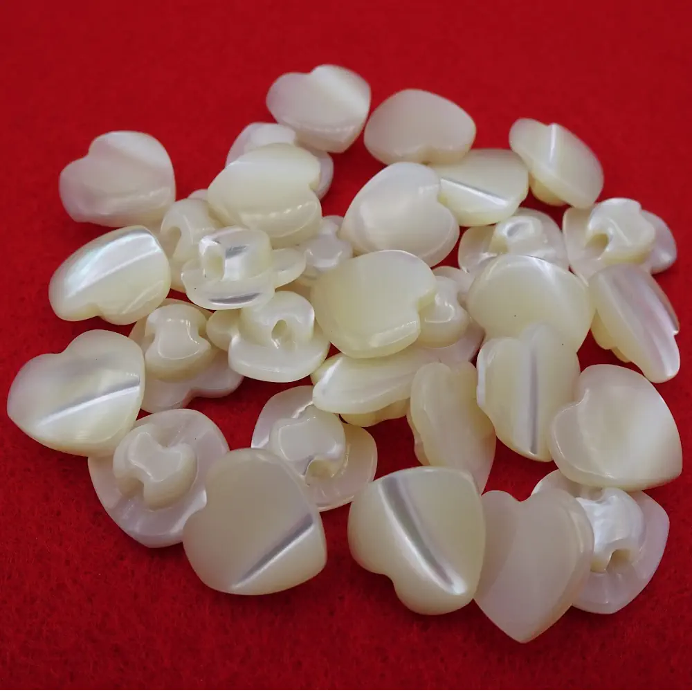 Bottone Madreperla Cuore Gambino Naturale Set370 05 - MakaMaga