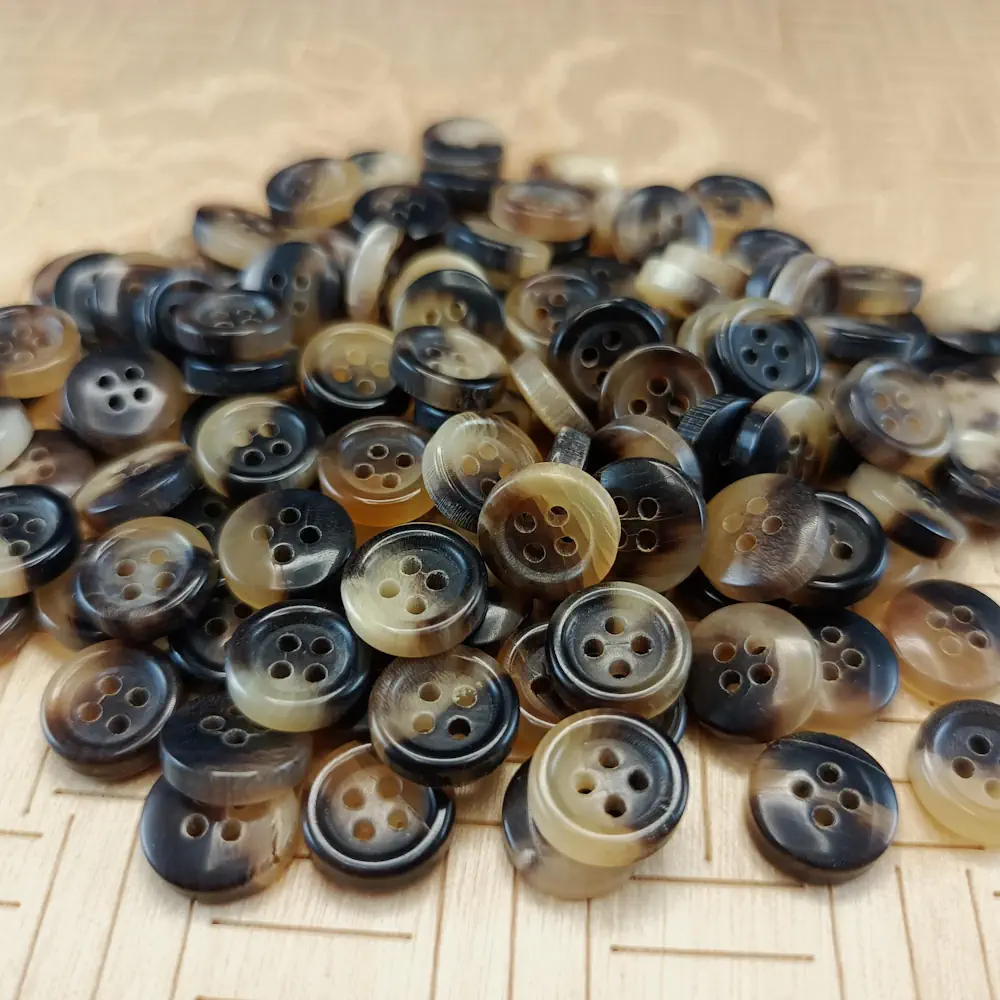 Bottone Corno Bordino Set534 02 - MakaMaga