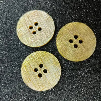 Bottone Madreperla Giallo Rigato Set515 02 - MakaMaga