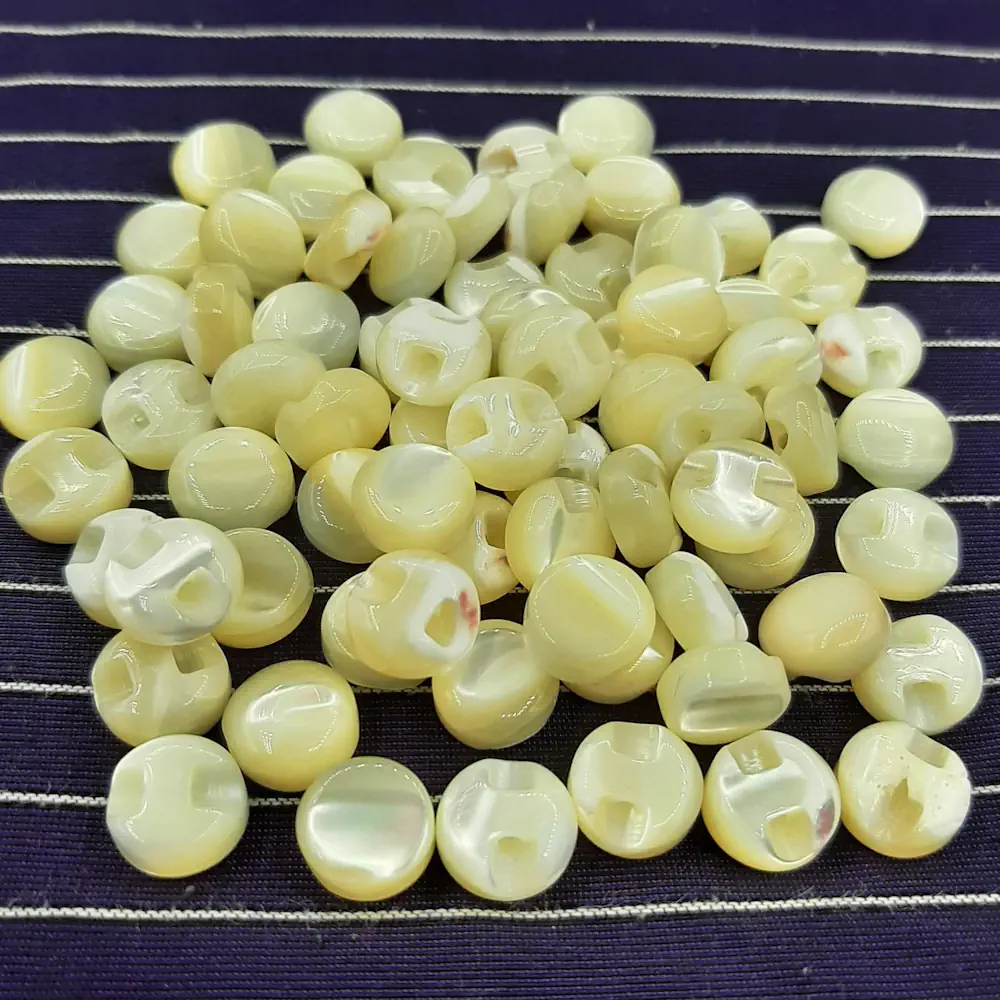 Bottone Madreperla Palla Gambino Naturale Set477 04 - MakaMaga