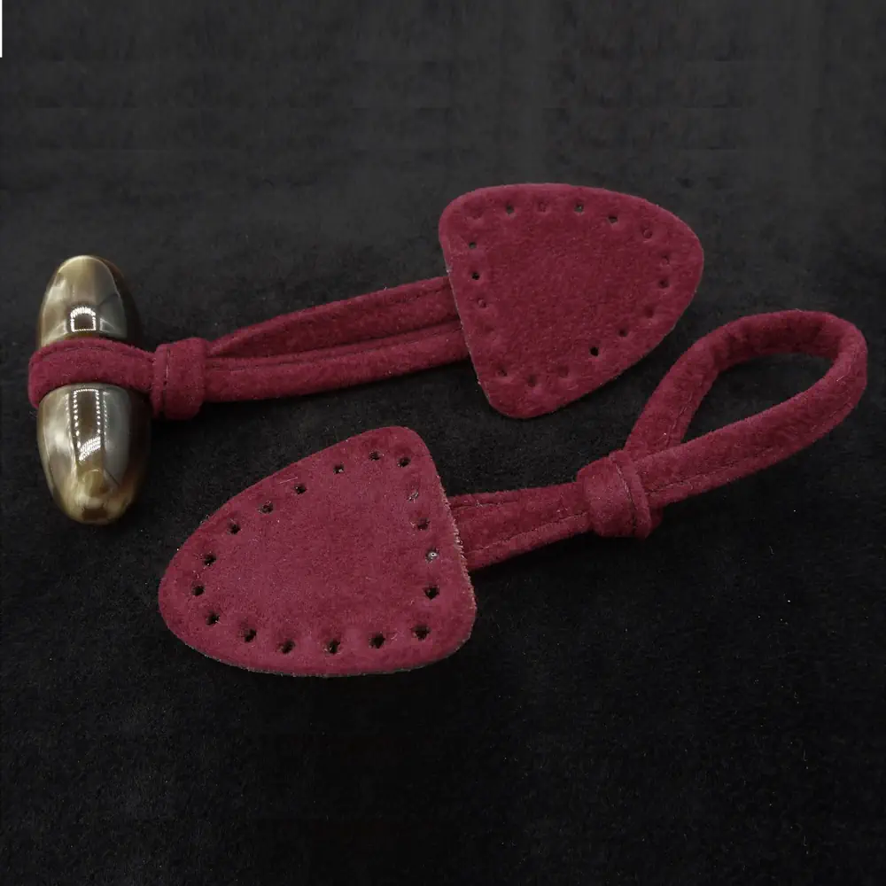 Alamaro Camoscina Bordeaux Set386 02 - MakaMaga