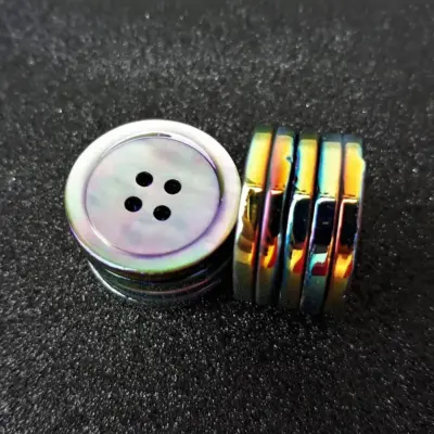 Bottone Madreperla Iridescente Set333 01 - MakaMaga