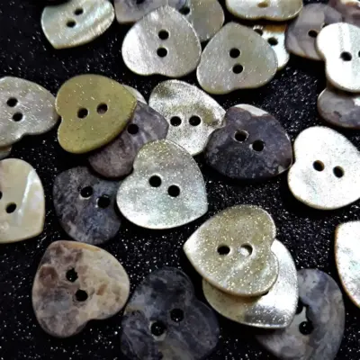 Bottone Madreperla Cuore Glitter Oro Set332 01 - MakaMaga