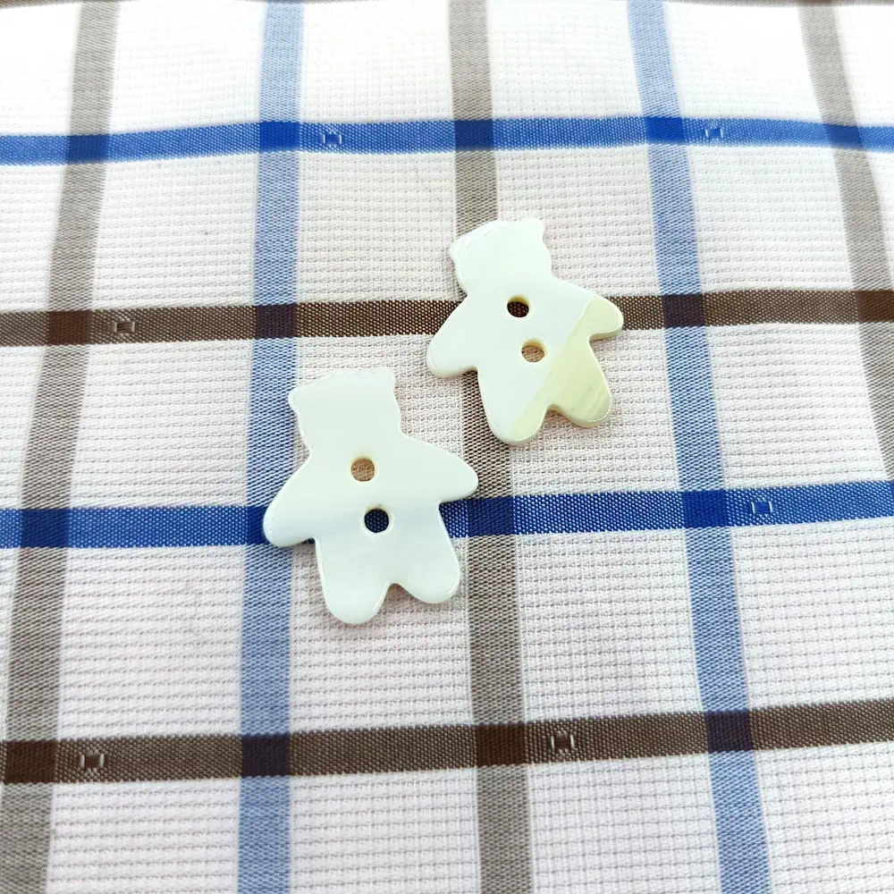 Bottone Madreperla Bianca Forma Orso Set518 01 - MakaMaga